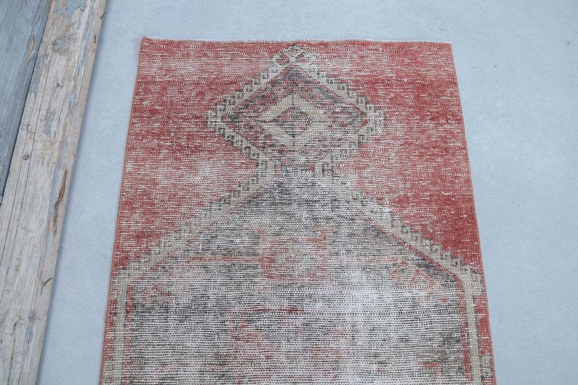 83x386 Cm Turkish Vintage Runner, Rugs Runners, Wool Rug, Bohemian, Home Decor, Turkish Rug Runner Faded Distressed Red Boho Decor Diamond photo vinterior