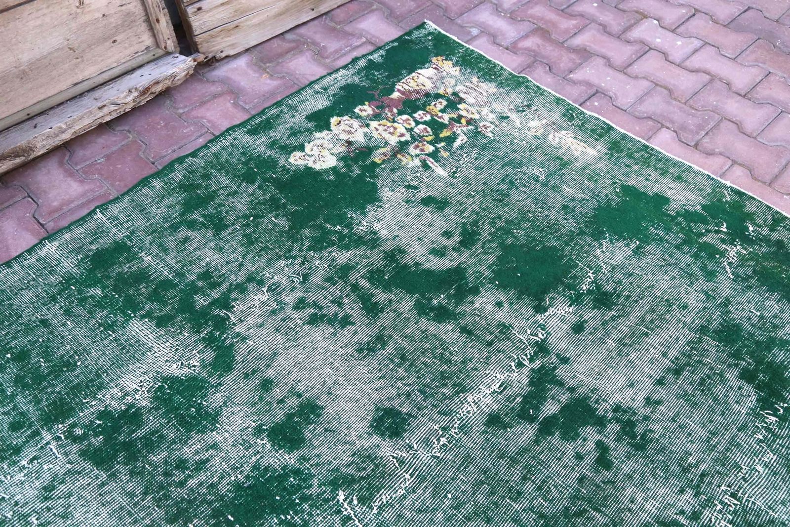 208x338 Cm Turkish Rug, Distressed, Oushak, Green, Area Rug, Wool Rug, Oriental Rug, Home Decor, Turkey Rug, Green Rug, Floral photo for sale