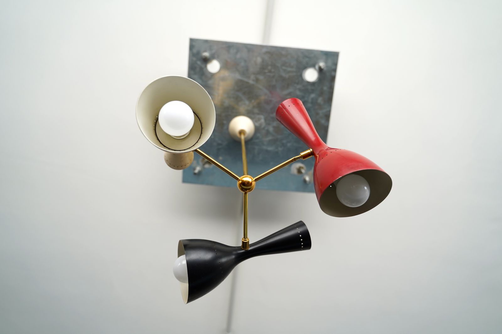 photo furniture Midcentury Italian Brass And Lacquered Aluminium Ceiling Lamp From Stilnovo, 1950s