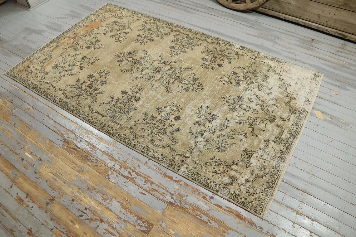 5.6x9.6, Turkish Vintage Oushak Rug, Neutral Beige Faded Natural Floral Area Wool Rug, Room Decor, Living Room Rug, Handmade Boho Chic Rugs photo furniture