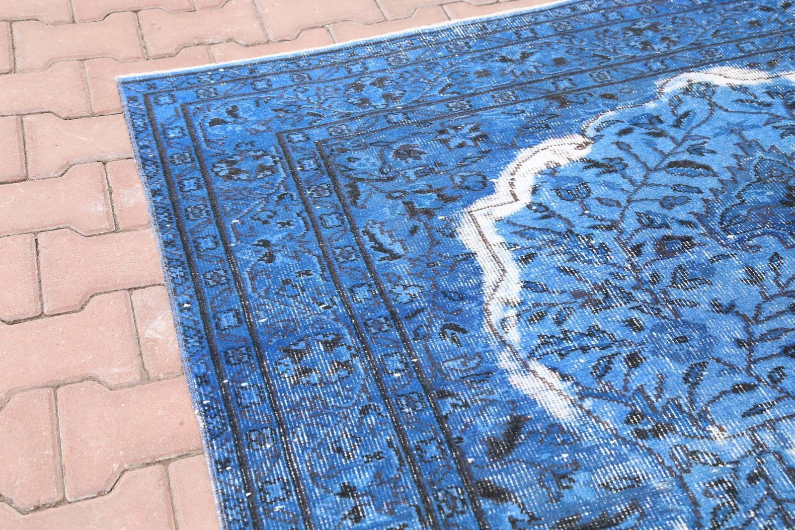 Modern Art, Vintage Rug, Blue, Turkish Rug, Oushak Rug, Area Rug, Blue Rug, Turkey Rug, Home Decor, Carpet, Oriental Rug, Wool Rug photo vinterior