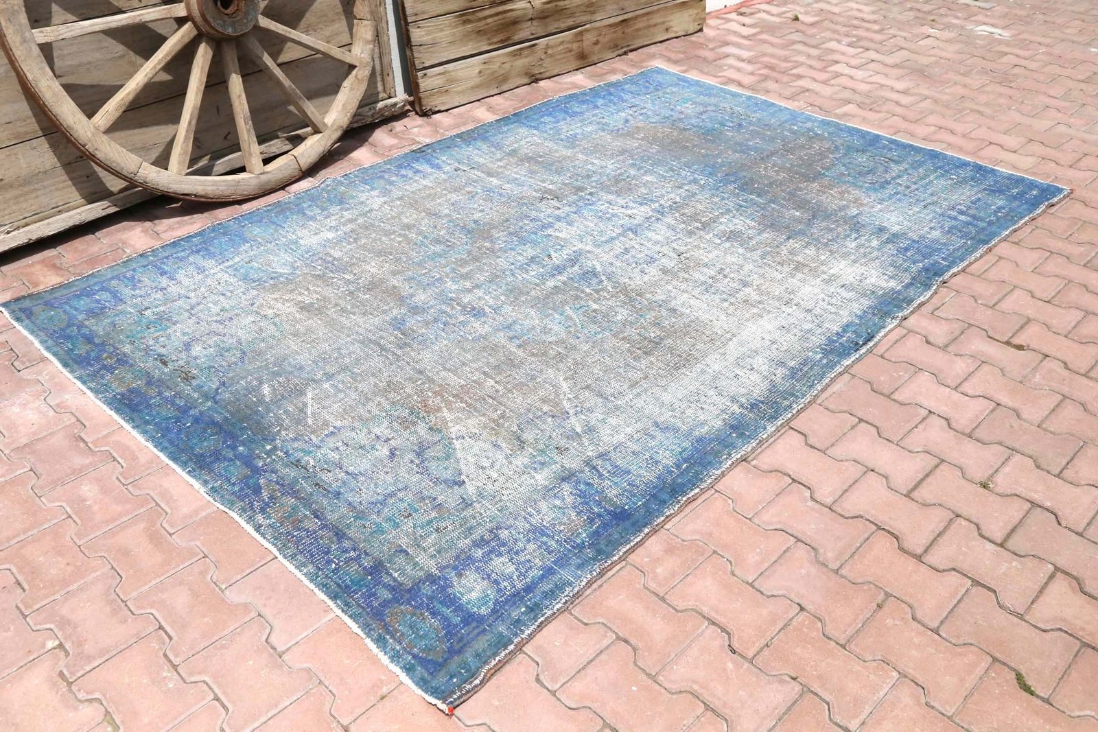 Blue, Vintage Turkish Rug, Handmade, Bohemian, Wool Rug, Oushak Rug, Living Room Rug, Area Rug, Floral, Oriental Rug, Rug, Light Blue photo for sale