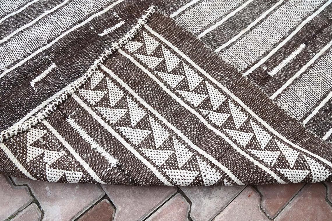 photo furniture 5x7 Double Side Turkish Kilim Brown Ivory Beige Rug, Handwoven Area Kilims, Kilim Rug, Big Size Rug, Natural Wool Kilim Modern 5.3x6.6