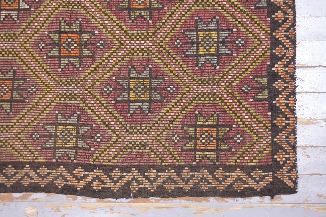 photo furniture 6x10 Kilim Turkish Vintage Rug, Flat Weave Anatolian Rug, Alfombra, Area Rug, Faded Red Orange Geometric Area 5.5x10.2