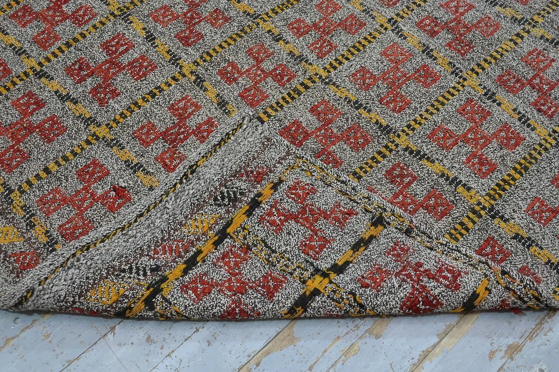 5.5x8.1 Vintage Check Rainbow Kilim Area Rug, Turkish Rug, Teppich Oushak Rug, Decor Kilim Rug, Wool Beige Red Yellow Motifs Gray Ikat Rug photo vintage