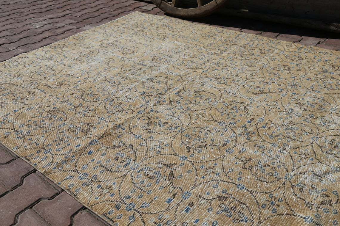 Turkish Rug. Vintage Area Rug, Oushak Rug, Bohemian Rug, Floral Rug, Home Decor, Rug, Carpet, Wool Rug, Beige Rug, Kitchen Rug photo furniture