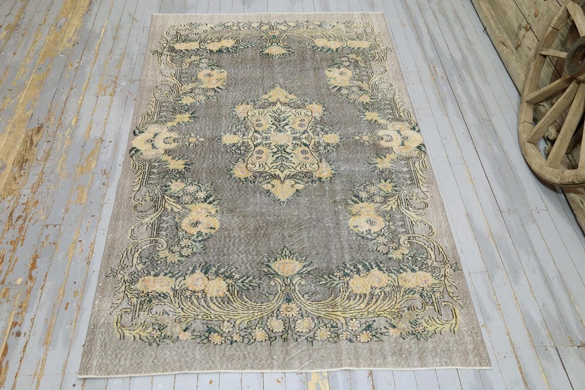 Turkish Vintage Rug, Oushak Bohemian Rug, Wool Rug, Oriental Rug, Home Decor, Carpet, Faded Brown Beige Rug, Rugs, Distressed 5.2x8.8