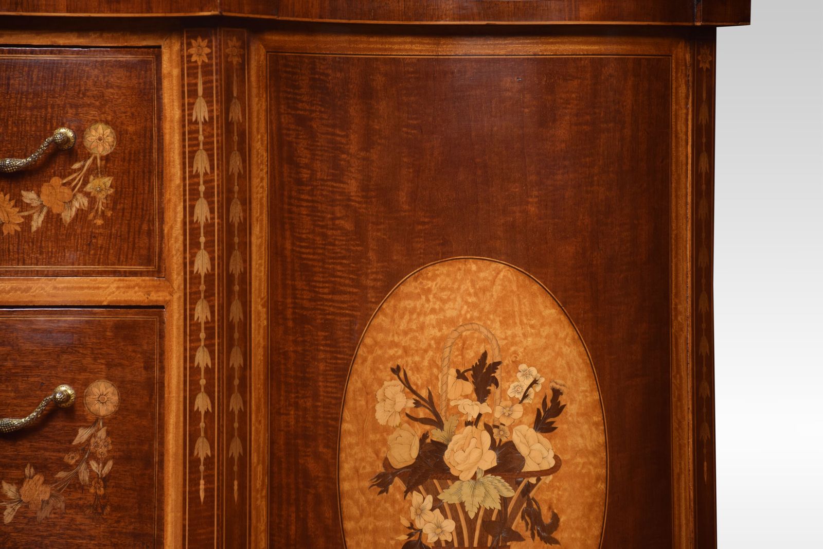 photo furniture Edwards And Roberts Serpentine Chest Of Drawers