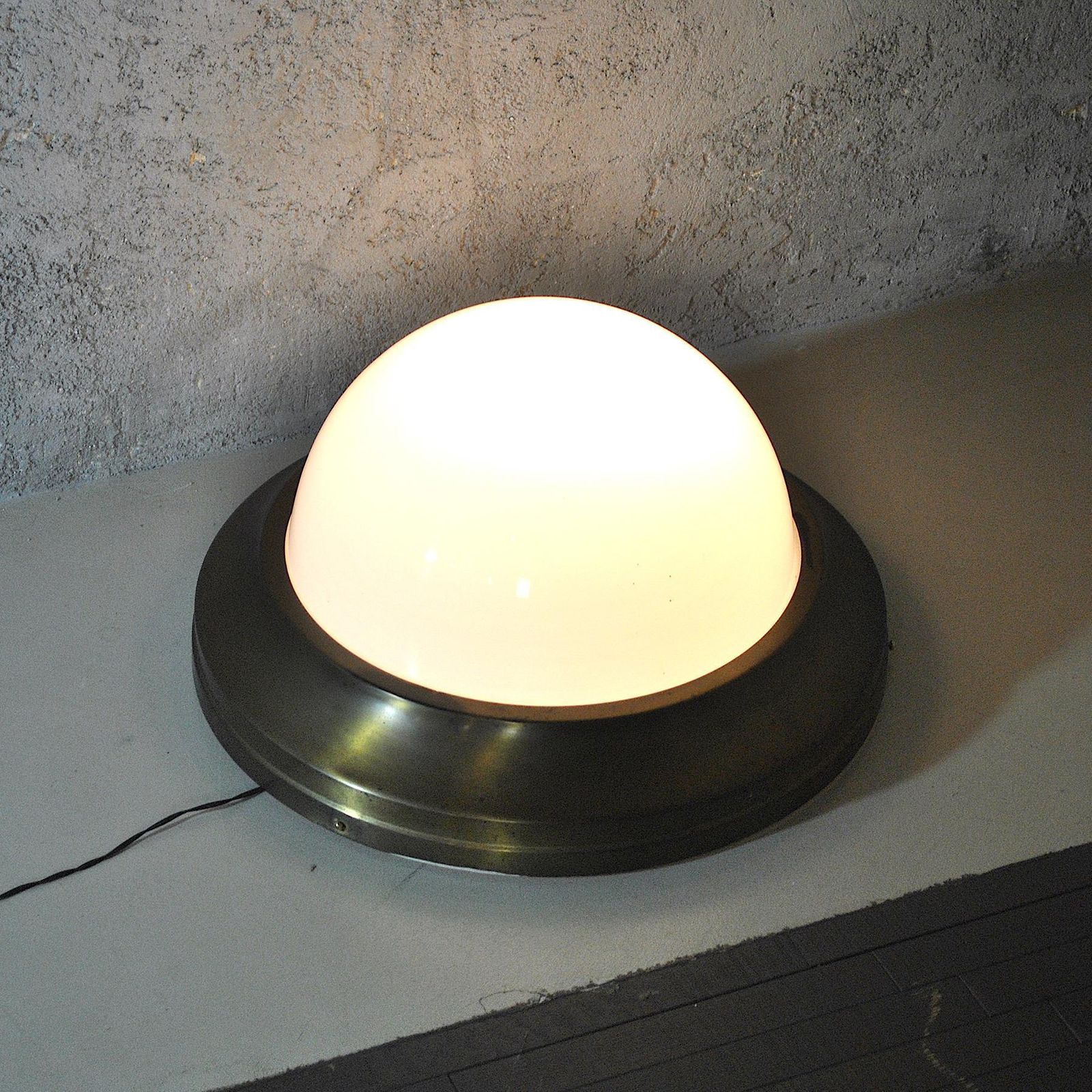 photo furniture Caccia Dominioni Pier Luigi Italian Mid Century Wall Light In Brass 1960s