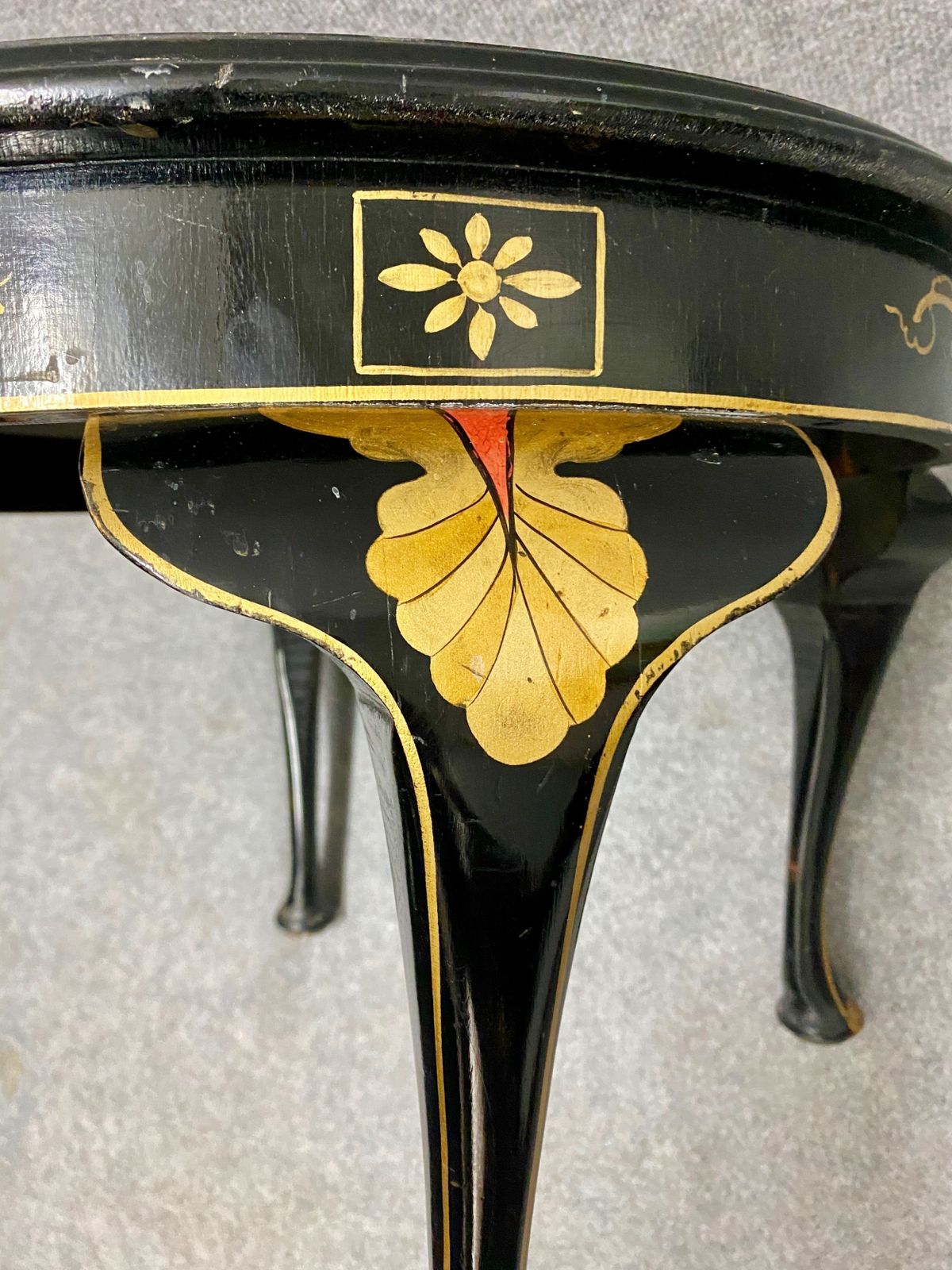 Small Chinoiserie Coffee Table photo Furniture