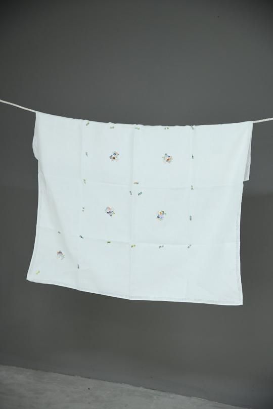 Vintage Square Tablecloth Embroidered Flower Baskets
