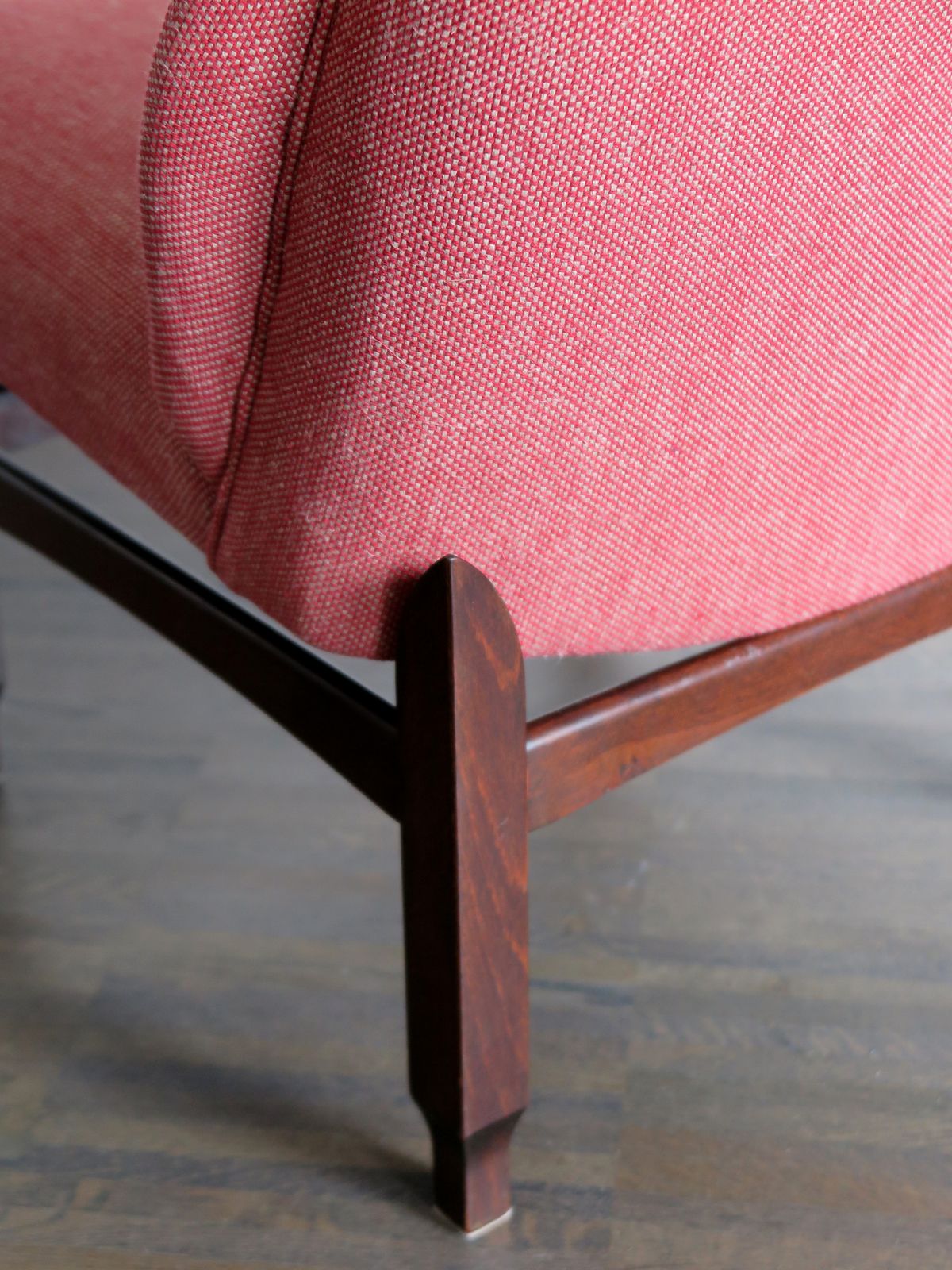 photo vintage Couple Of Italian Midcentury Modern Design Red Armchairs, 1950s