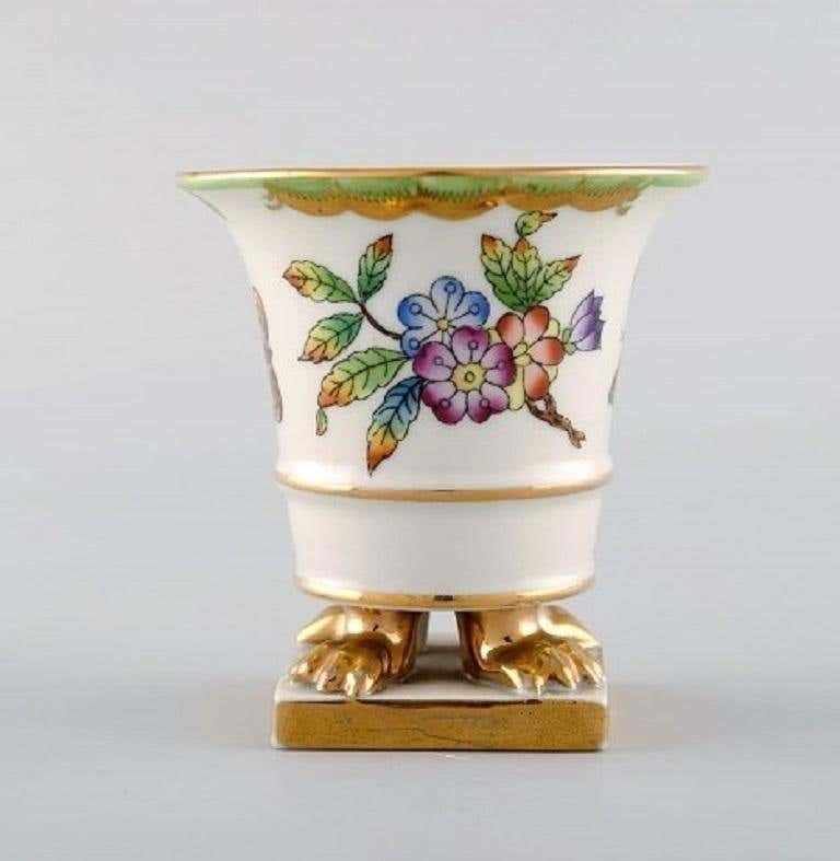 Three Herend Vases In Hand Painted Porcelain With Flowers And Gold Decoration photo vinterior
