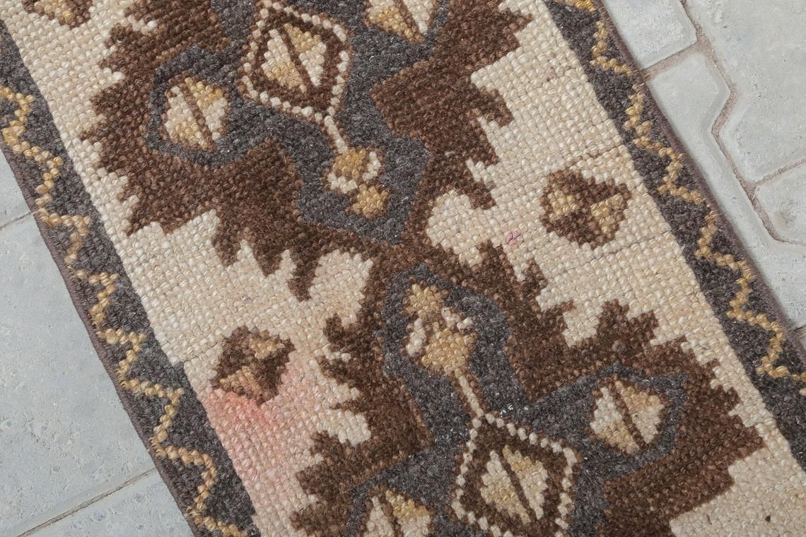 2x3 Handmade Turkish Vintage Oushak Rugs, Door Mat Carpet, Handmade Wool Oriental Doormat, Brown Mini Rug, One Of A Kind, 1’3” X 2’5” Ft photo for sale