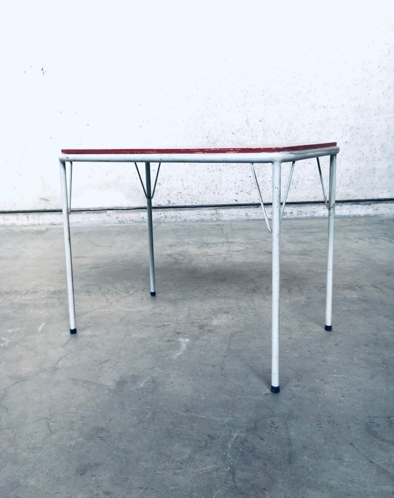 photo for sale Dutch Design 2 Keukenstoelen En Bijzettafel Van Lemafa Den Haag, Ca. Jaren 1950
