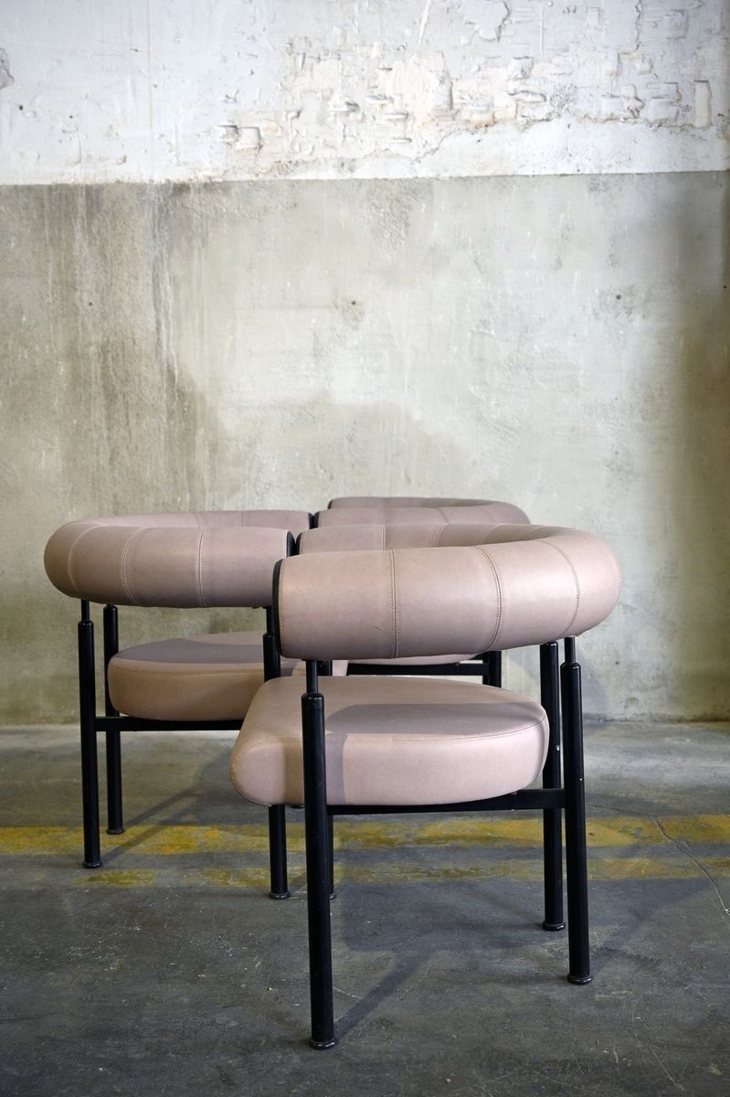 Cobra Ej900 Chairs By Erik Jørgensen For Erik Jørgensen Møbelfabrik, 1980s, Set Of 3 photo for sale