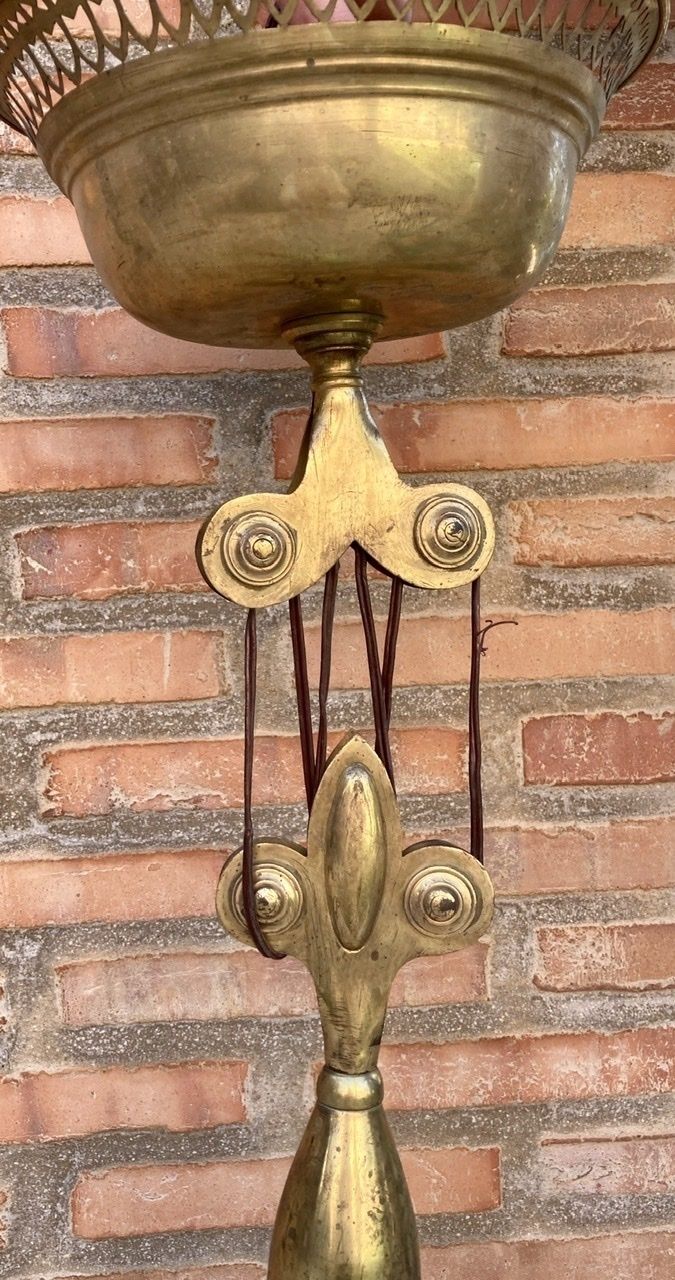 photo vinterior Mid Century Pulley Pendant Lamp With Opaline Green Crystal And Brass