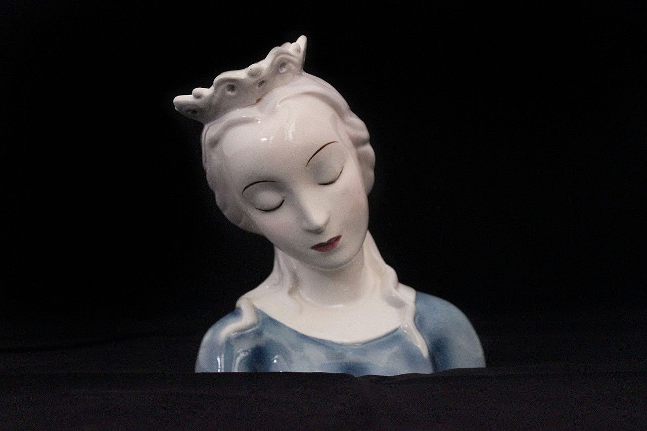 Ceramic Bust Of Madonna By Goldscheider, 1940s photo furniture