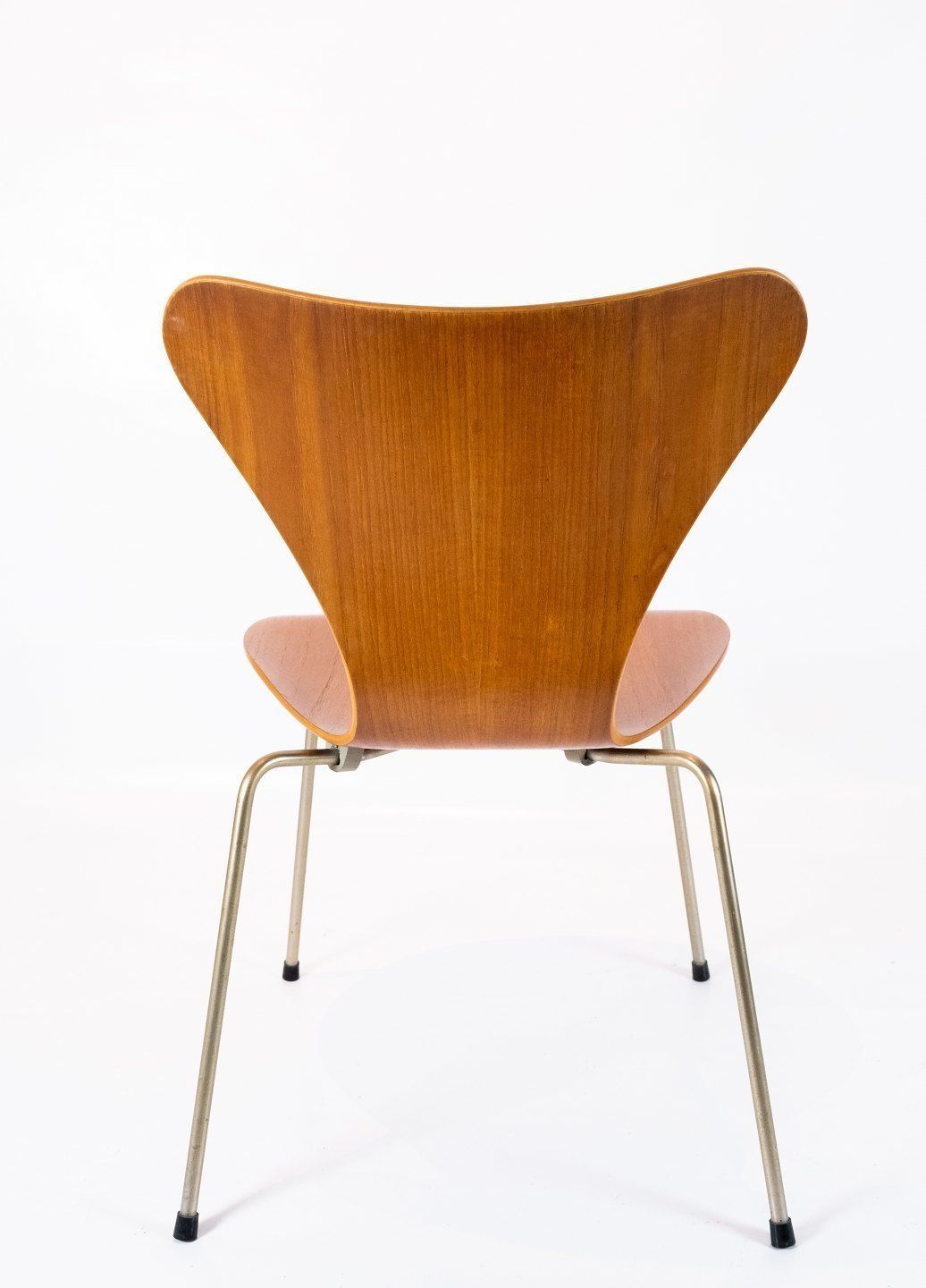 Set Of Four Seven Chairs, Model 3107, In Teak Designed By Arne Jacobsen And Manufactured By Fritz Hansen. photo 2620.0