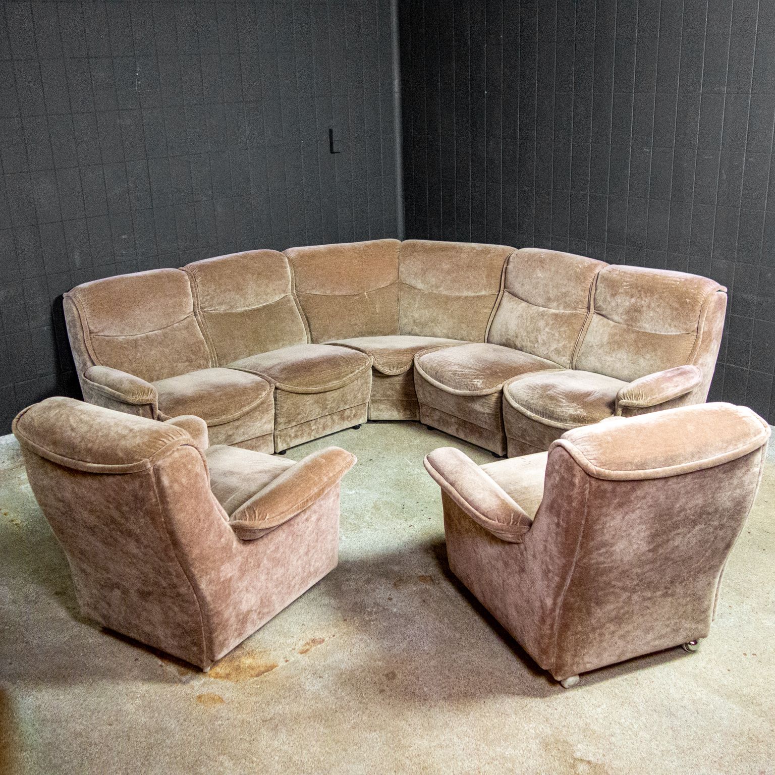 Vintage Modulaire Hoekbank En Fauteuils Van Fluweel – Lila – Ca. Jaren 1970