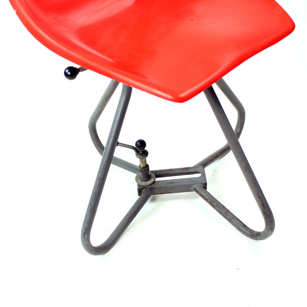 Red Tram Chairs By Miroslav Navratil For Vertex, 1960s, Set Of 4 photo Furniture