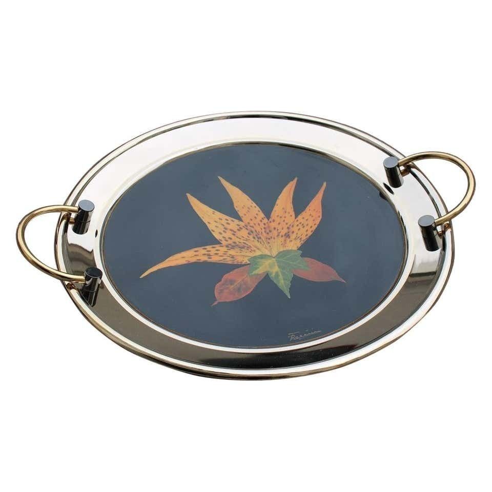 Round Tray In Golden Brass With Black Background And Real Leaves Made In Italy