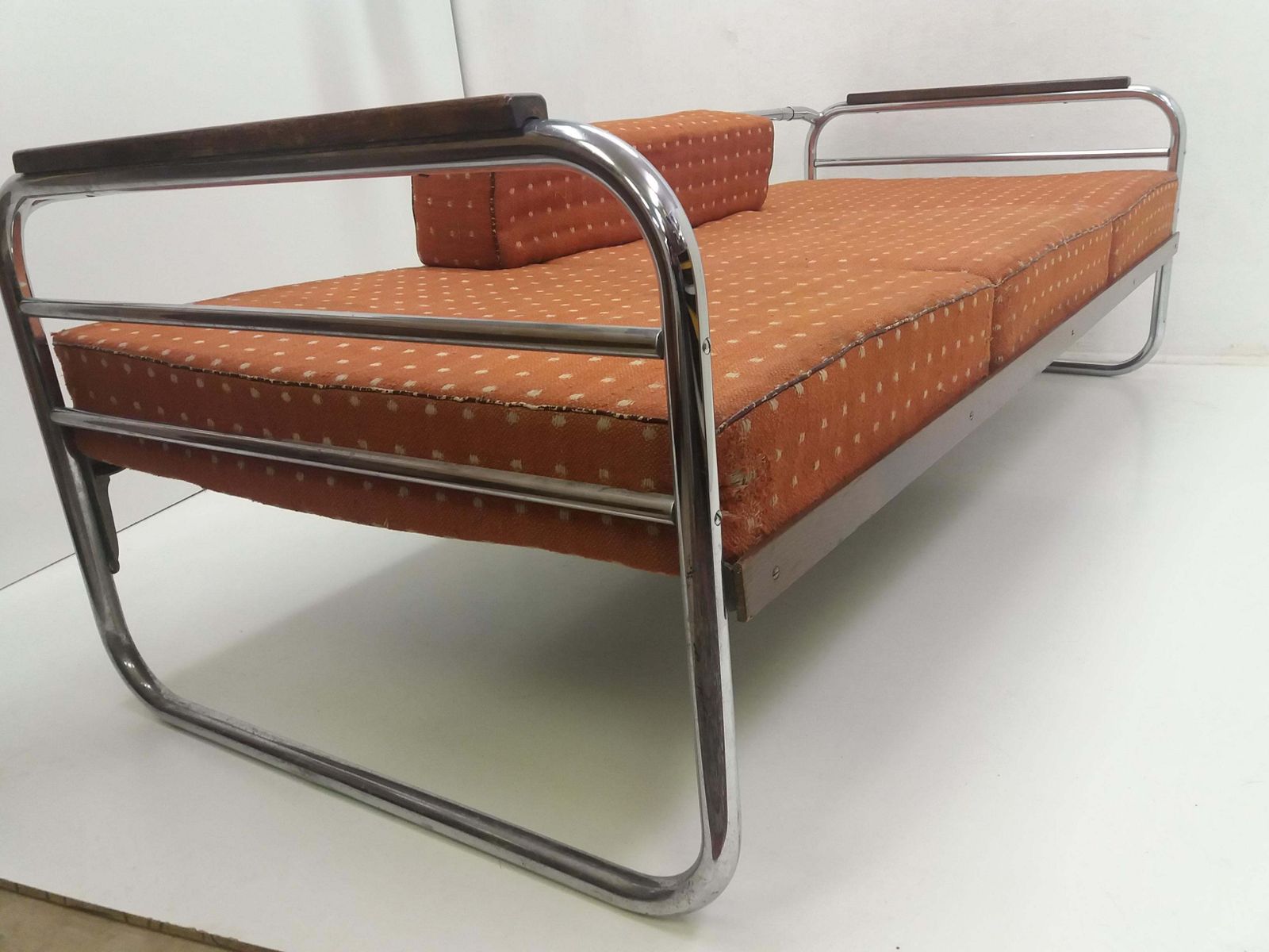 photo furniture Chrome Bauhaus Robert Slezák 3 Seather Sofa, 1940s