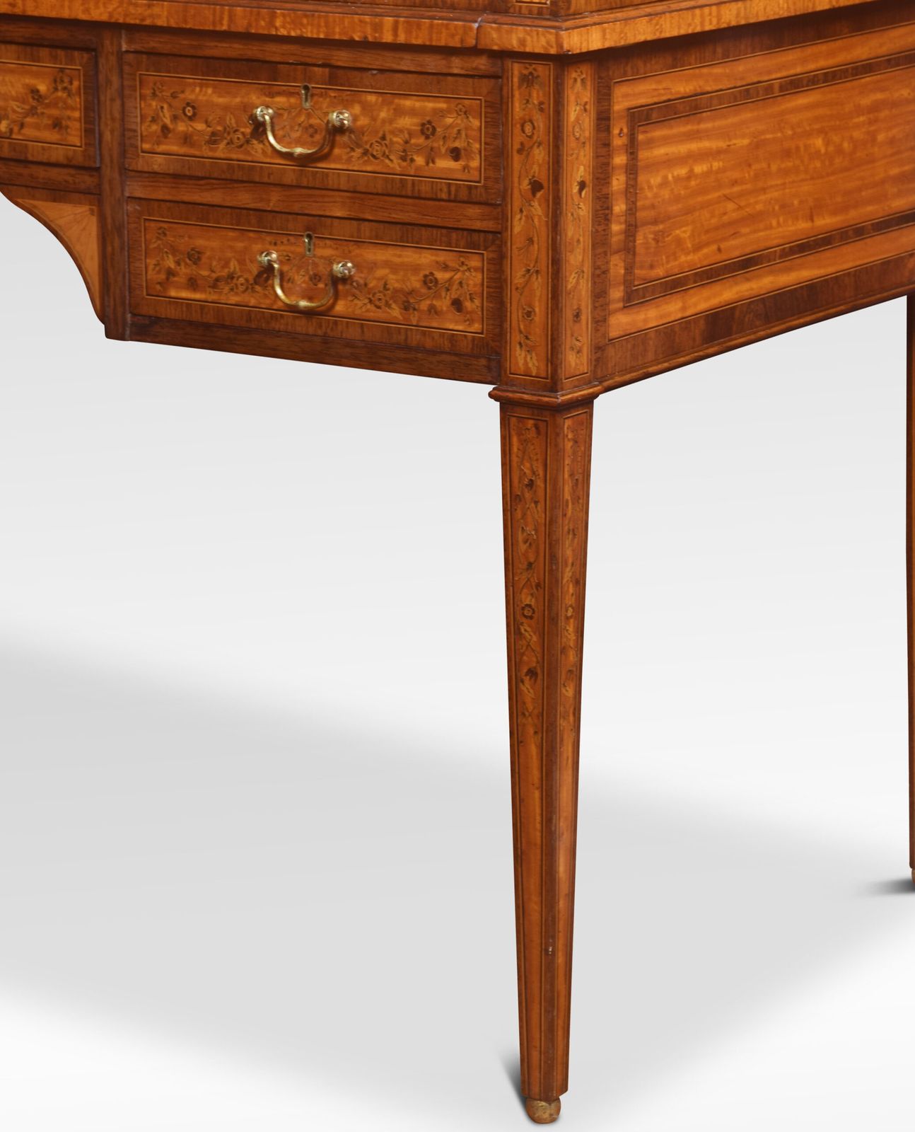 Sheraton Revival Satinwood And Rosewood Crossbanded Cylinder Bureau photo Furniture