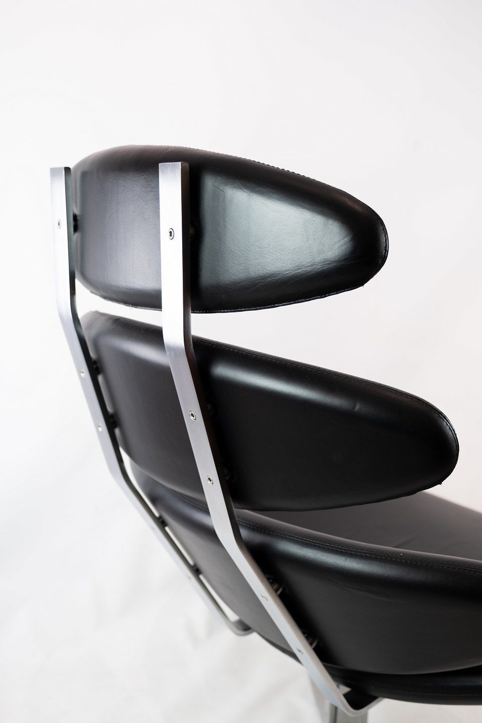 Corona Easy Chair, Model Ej 5, Designed By Poul M. Volther In 1964 And Manufactured At Erik Jørgensen. photo furniture