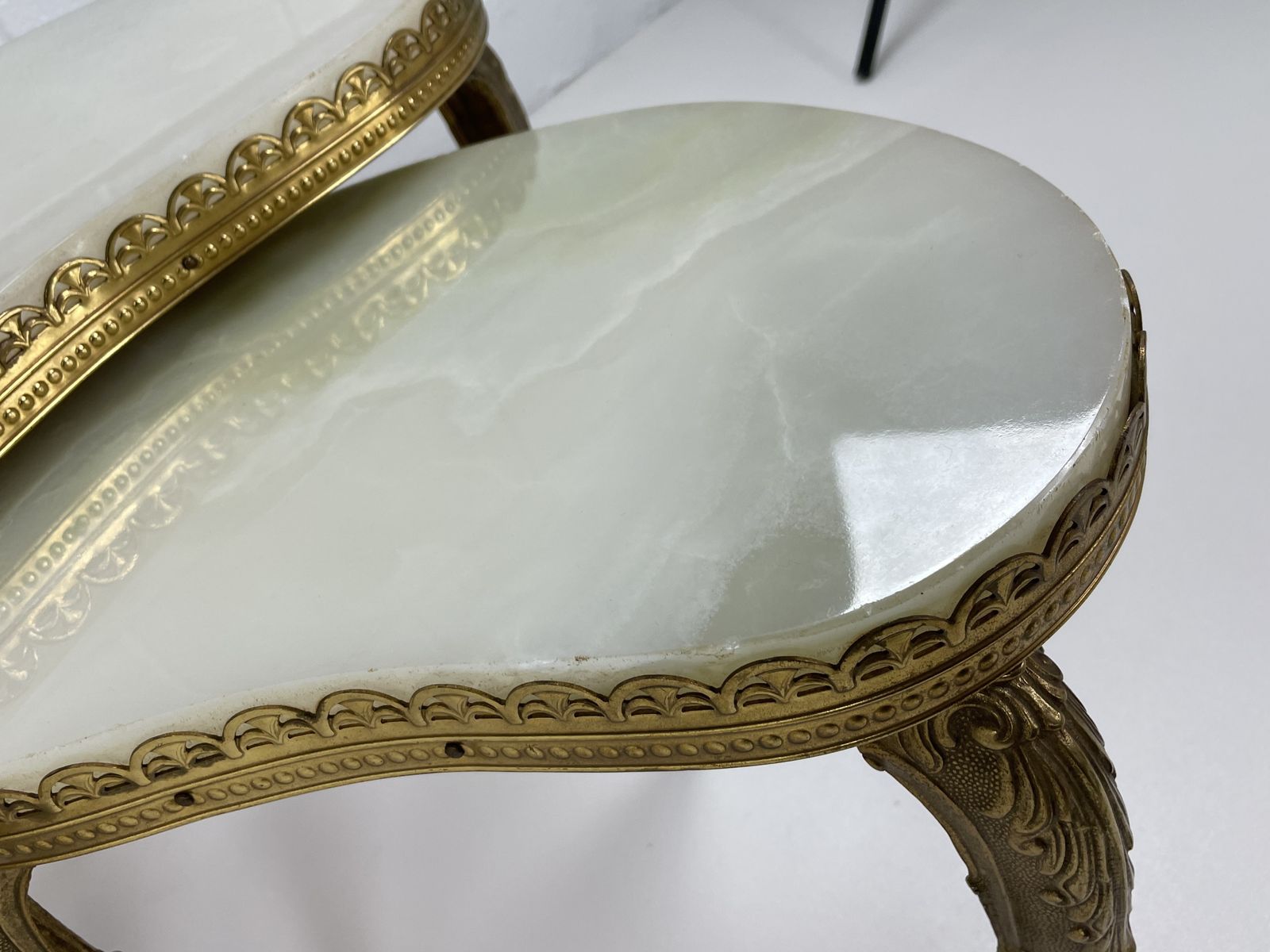 Hollywood Regency Onyx & Gilt Metal Italian Nest Of Tables photo 1125.0