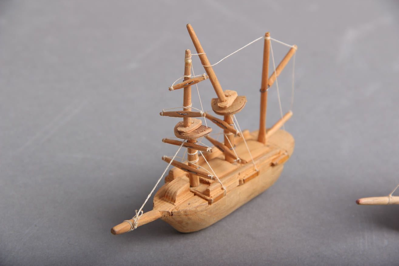 photo furniture Wooden Figures Handcrafted By Victor Mehl (1911 1944) Produced By Danish Prisoners Of War During World War II.