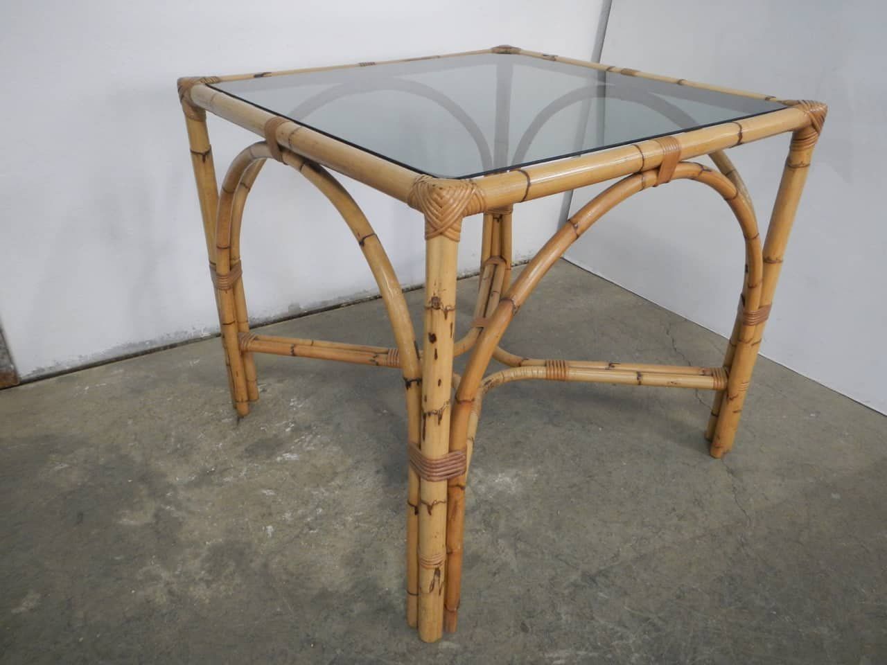 photo furniture Rattan Table, Italy, 1970s