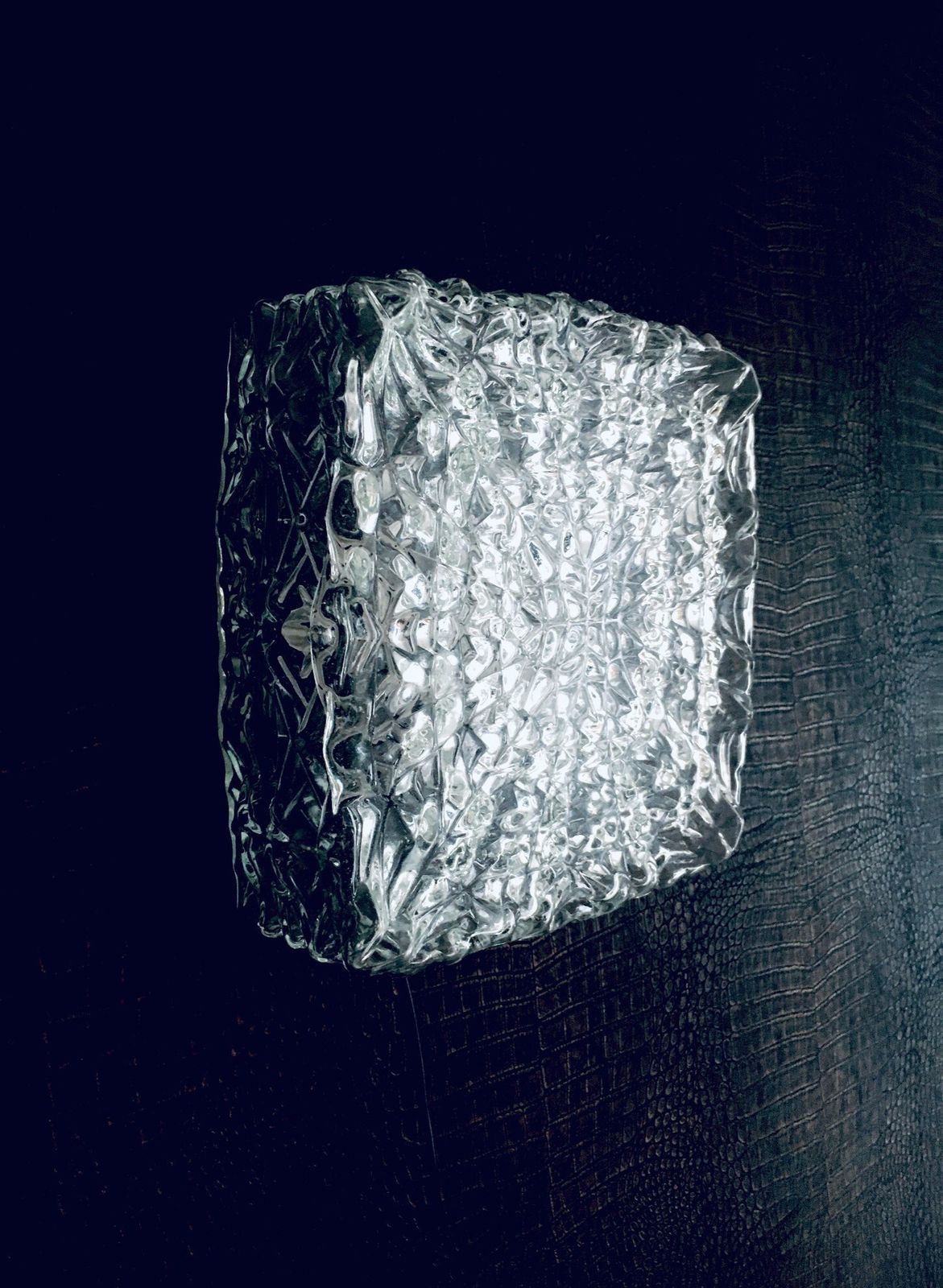 photo buy Grote Facetglazen Wandlamp Uit De Jaren 1960
