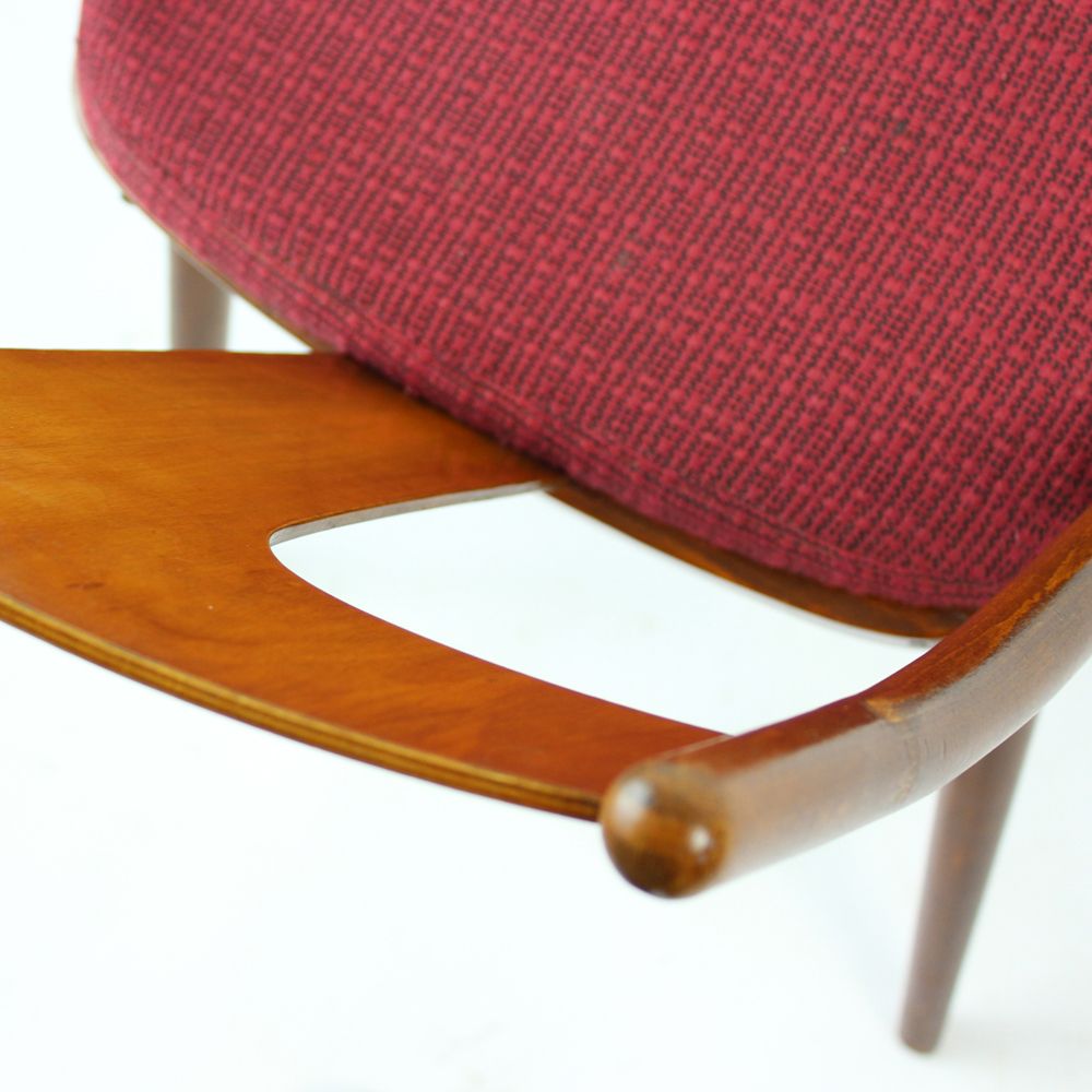 photo furniture Elegant Dining Chairs In Wood And Pink Upholstery, Czechoslovakia 1960s, Set Of 4