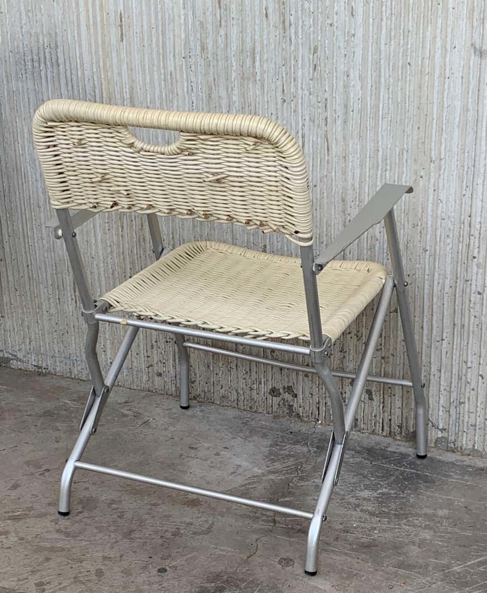 photo for sale Paire de fauteuils pliants mid-century modern en rotin laqué et aluminium