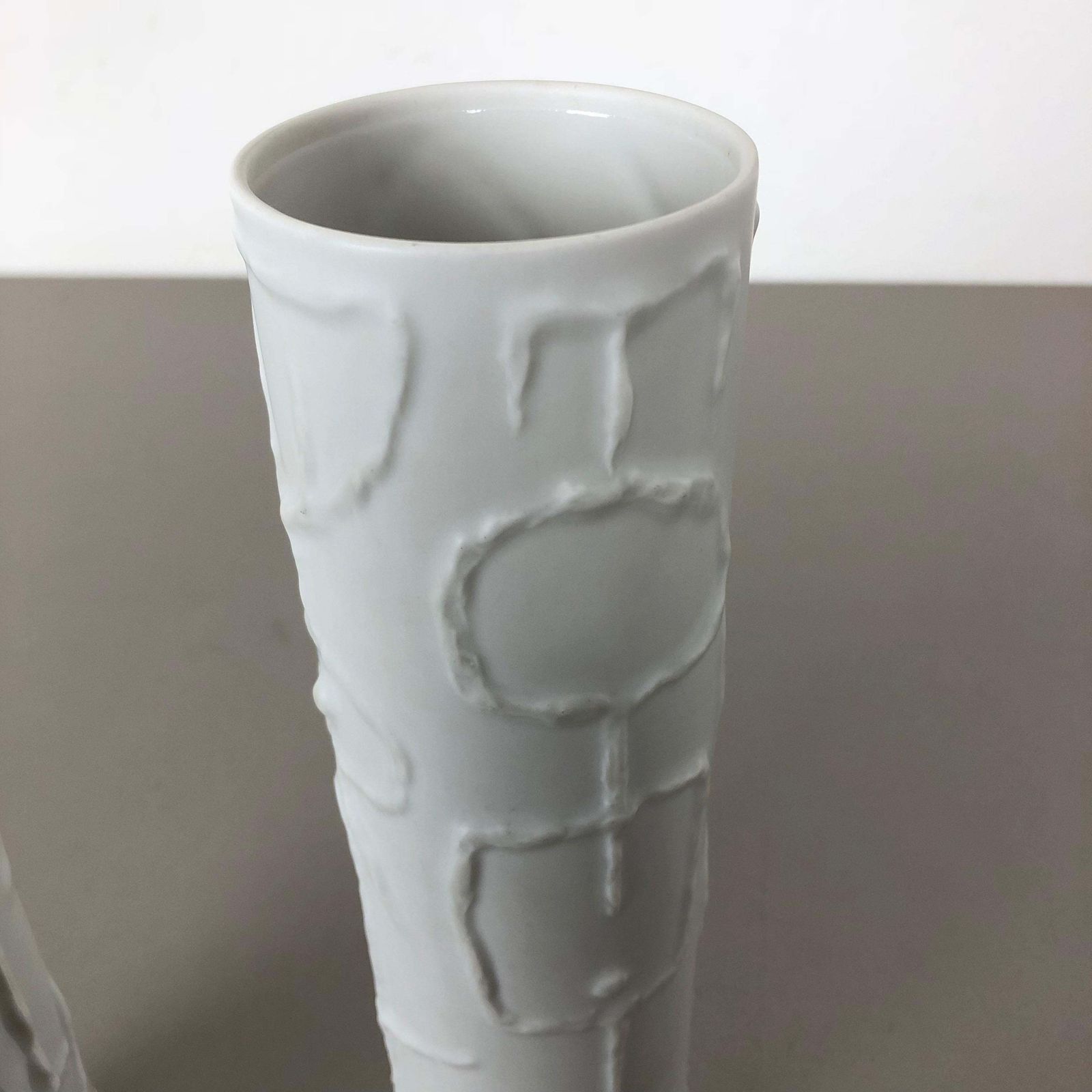 499.0 Set Of 2 Abstract Porcelain Vases By Cuno Fischer For Rosenthal, Germany, 1980s photo