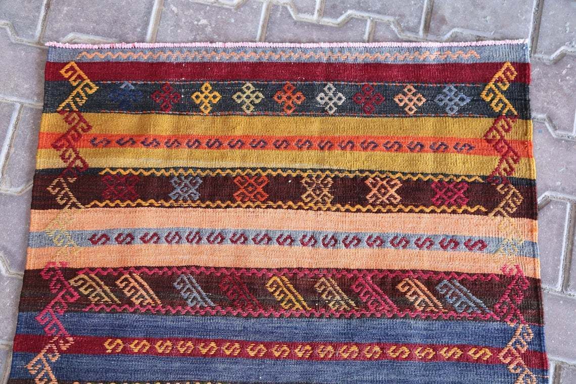 Kilim Runner Rug, Runner Rug, Vintage Kilim, Bohemian Kilim, Handmade Kilim, Kilim Runner, Pastel Kilim, Wool Kilim Rug, Decorative Kilim photo Textiles