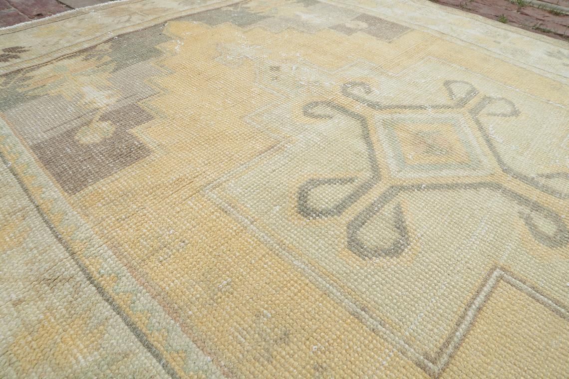 Decorative Rug, Handmade Rug, Anatolian Rug,Oriental Rug, Area Rug, Turkish Rug, Oushak Rug, Bohemian Rug, Vintage Rug 4.3 X 8.3 Ft photo vinterior