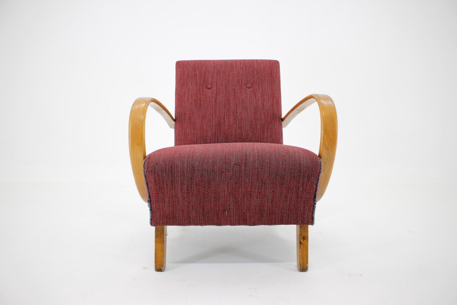 Armchair Designed By Jindrich Halabala   1950s photo vinterior