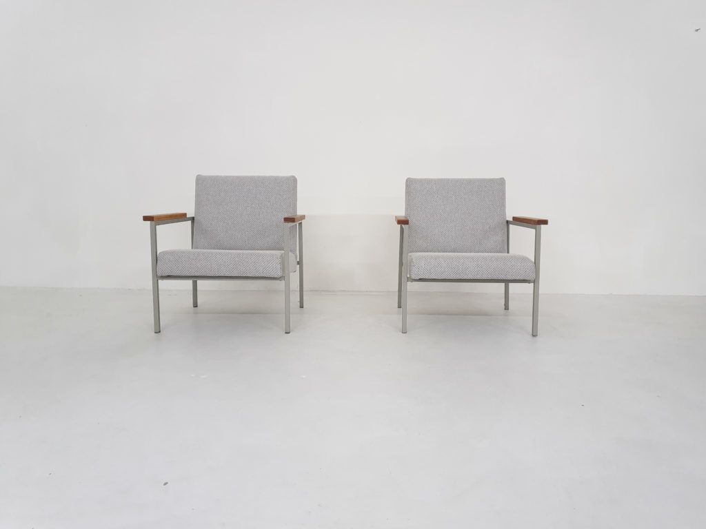 Set Van Twee Mid Century Dutch Design Loungestoelen Van Hein Stolle Voor 'T Spectrum, Model Sz30, Jaren 1960 photo Meubels