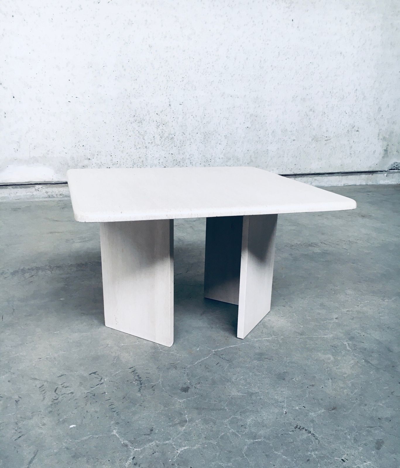 Meubels Postmodern Design Granieten Vierkante Bijzettafel Italië Jaren 1970 photo