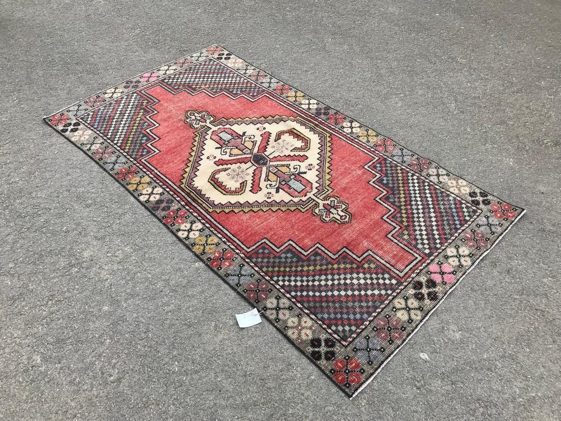 3'4x6'2 Ft,Dıstressed Anatolian Rug,Rug Vintage,ınterior Desing,Bohemian Rug,Oushak Rug,Carpet Rug Handmade,Wool Rug,Decorative Rug,Alfombra