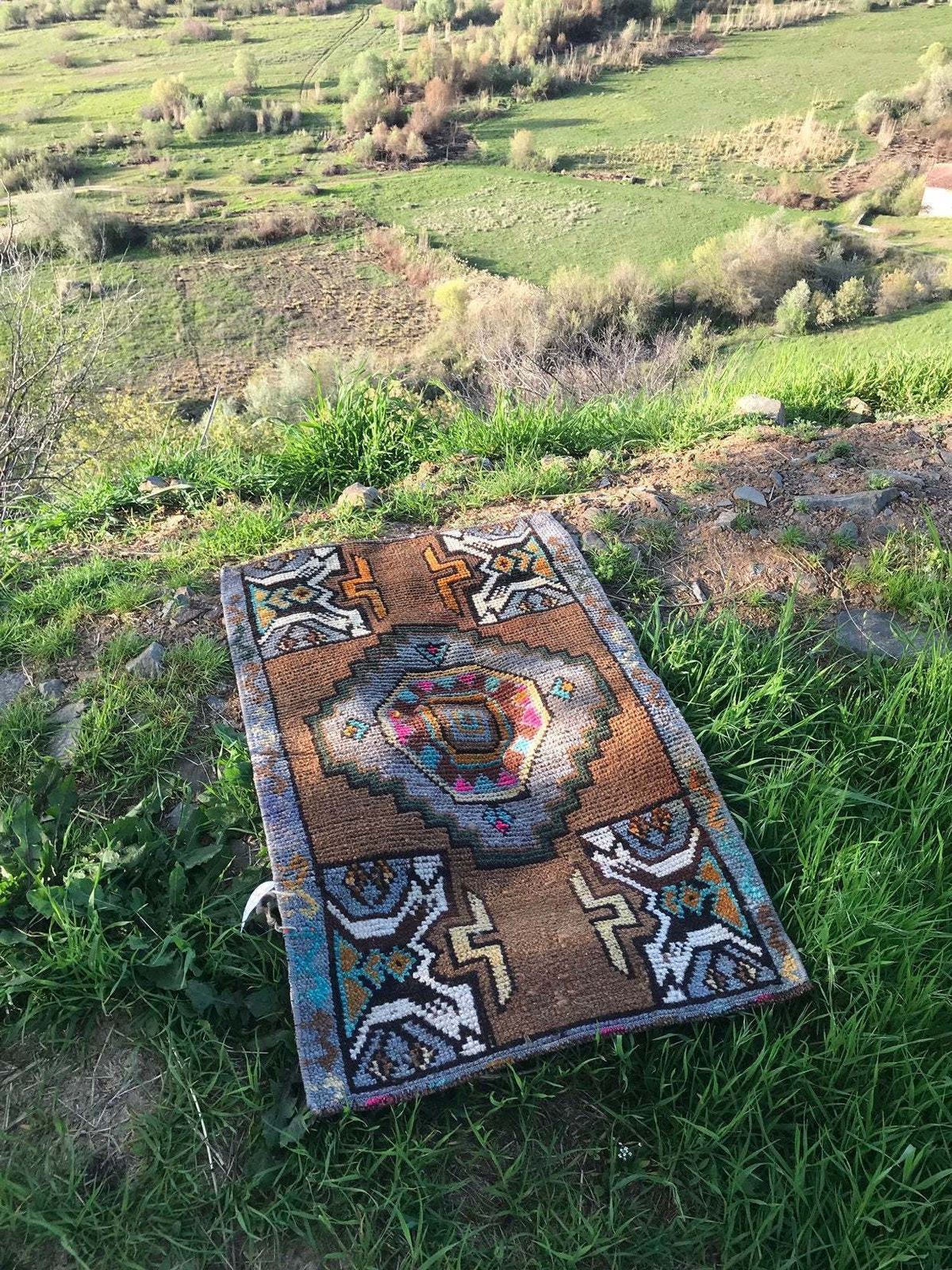 photo furniture Door Mat Rug,Nomadic Anatolian Rug, Small Rug,Bathroom Mat,Small Rug,Bedside Rug,Kitchen Rug,Traditional Wool Rug