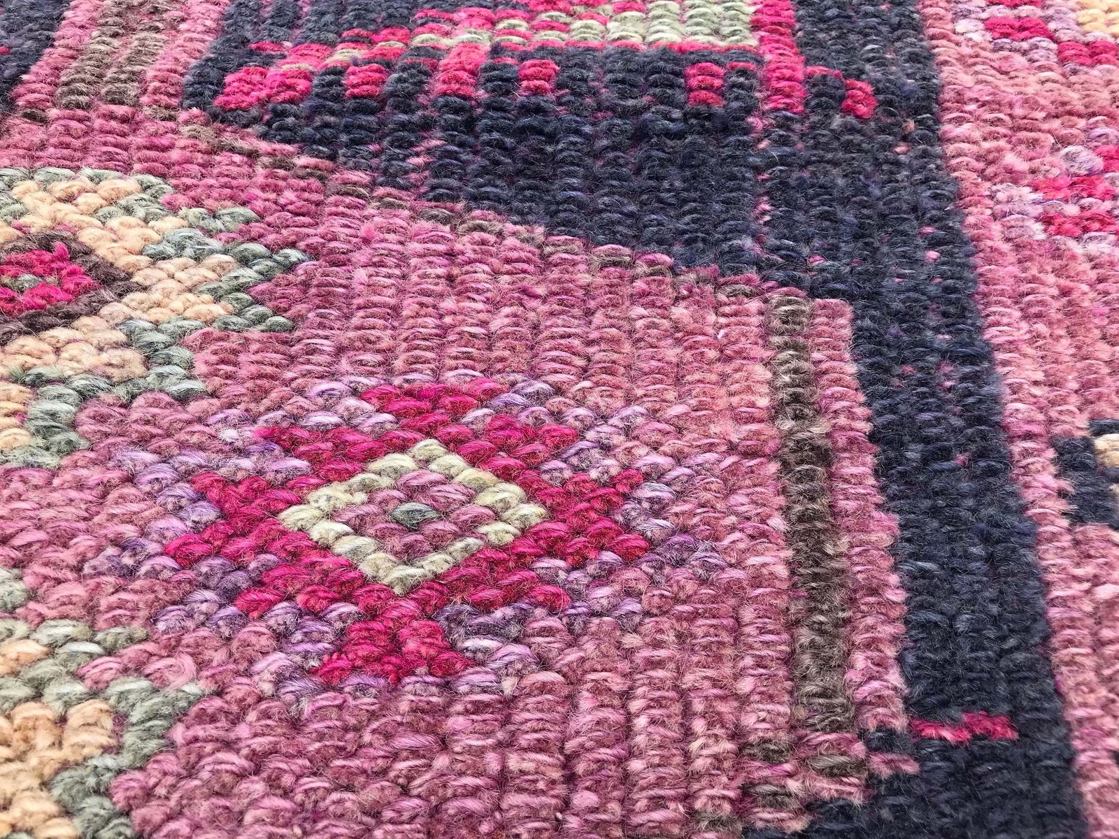 11'3x2'7 Ft,Runner Rug Vintage,Oushak Rug Runner,Runner Rugs,Turkish Runner Pastel,Wool Rug Runner,Carpet Runner Rug,Decorative Rug,Faded Ru photo furniture
