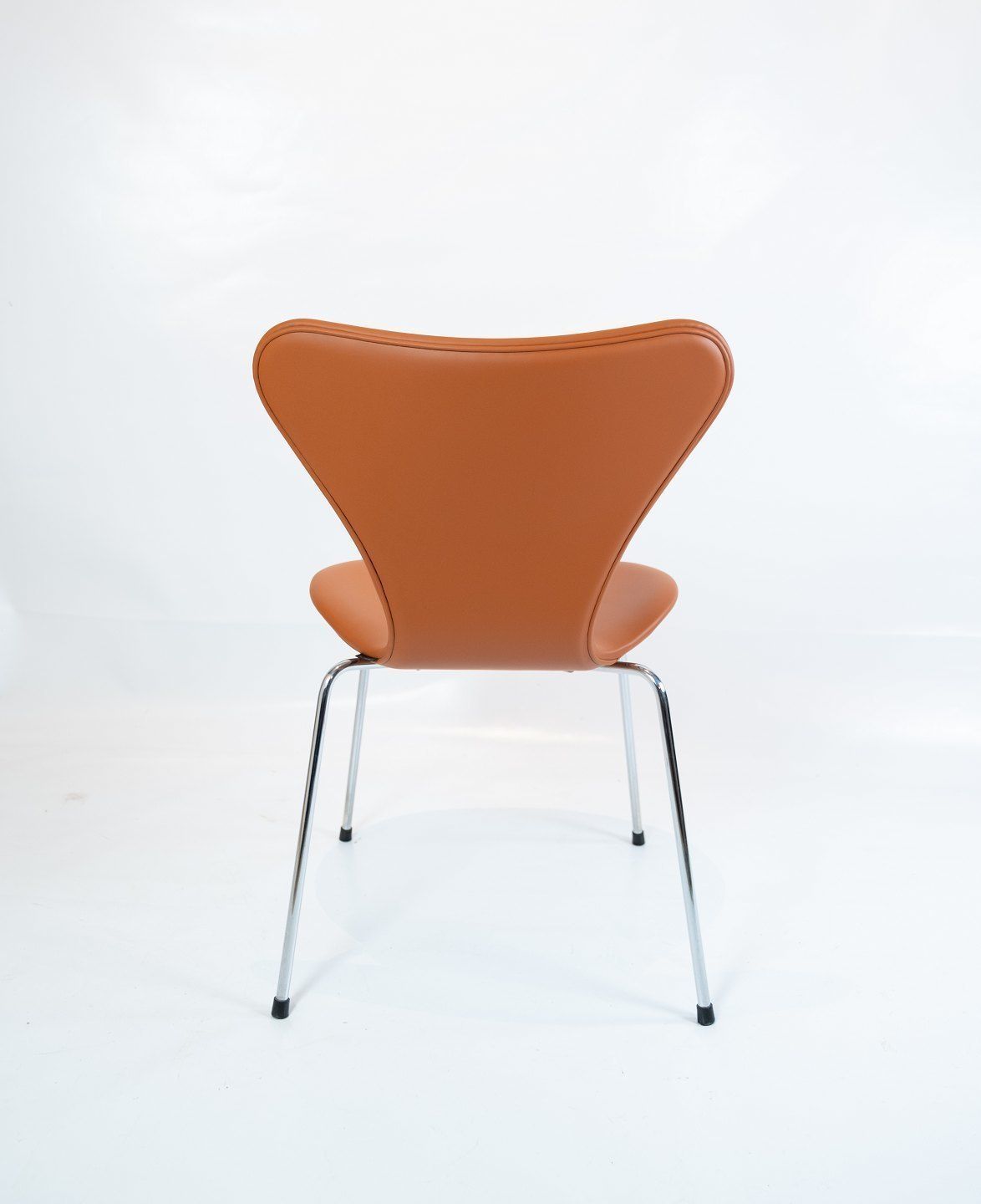 A Set Of 6 Seven Chairs, Model 3107, Designed By Arne Jacobsen And Manufactured By Fritz Hansen. photo vinterior