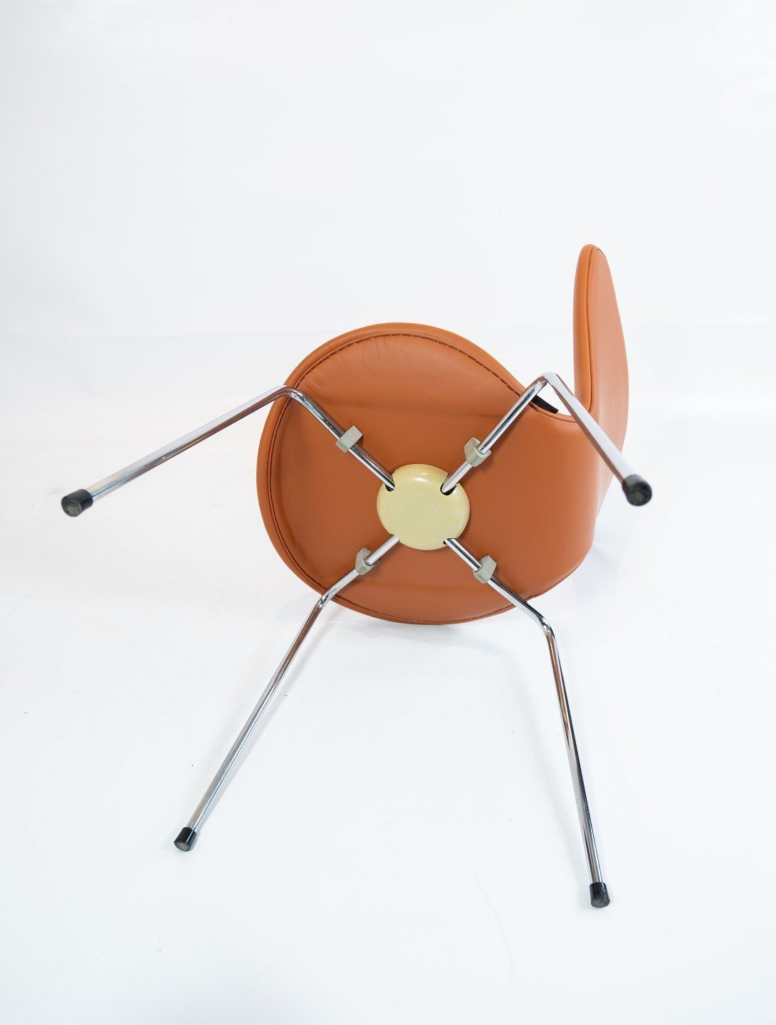 A Set Of 6 Seven Chairs, Model 3107, Designed By Arne Jacobsen And Manufactured By Fritz Hansen. photo vintage