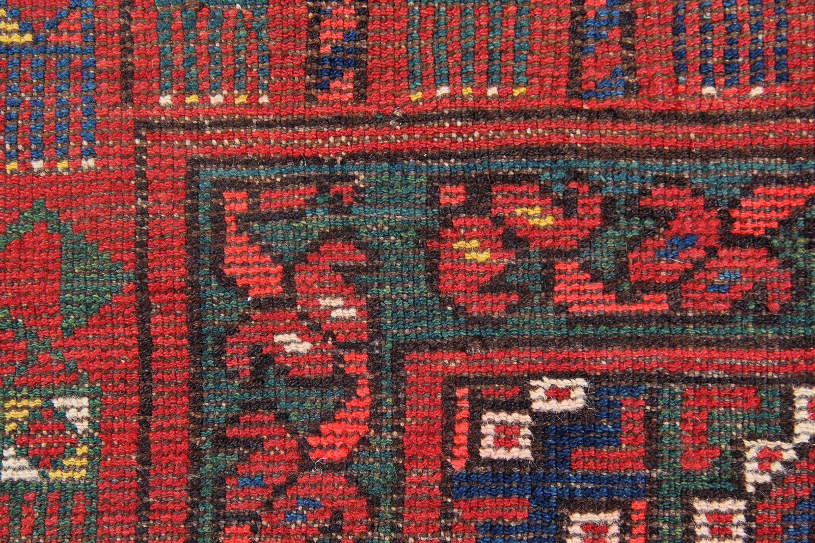 Antique Wool Turkman Rug, Handwoven Red Oriental Rug  160x190cm photo Textiles