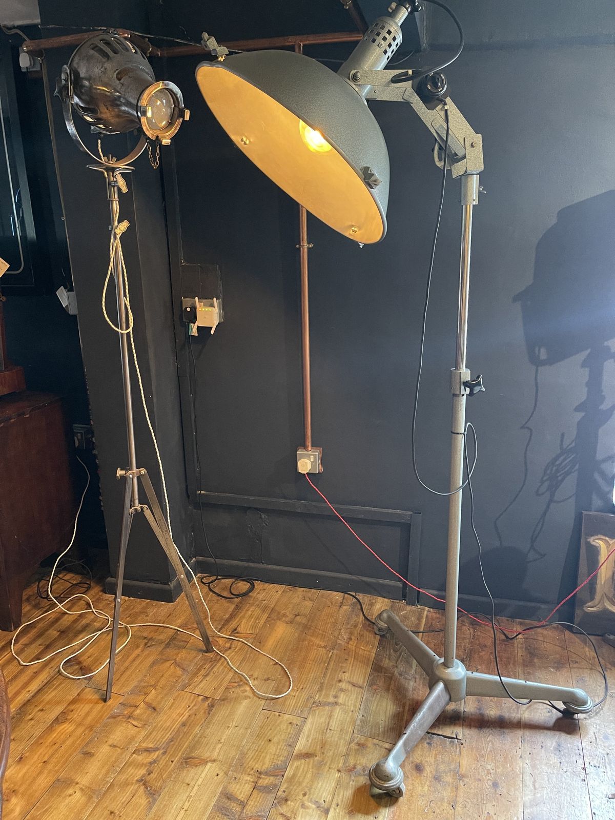 photo furniture Large Vintage Dentists Light Theatre Lighting