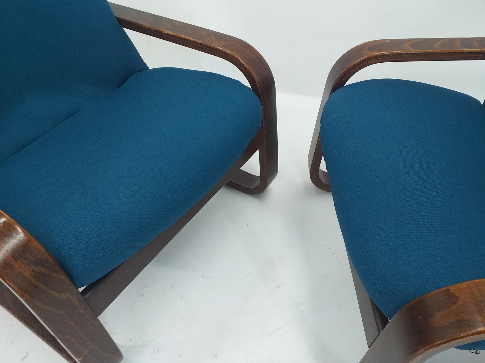 photo furniture Pair Of Mid Century Lounge Armchairs Westnofa, Norway, 1970s