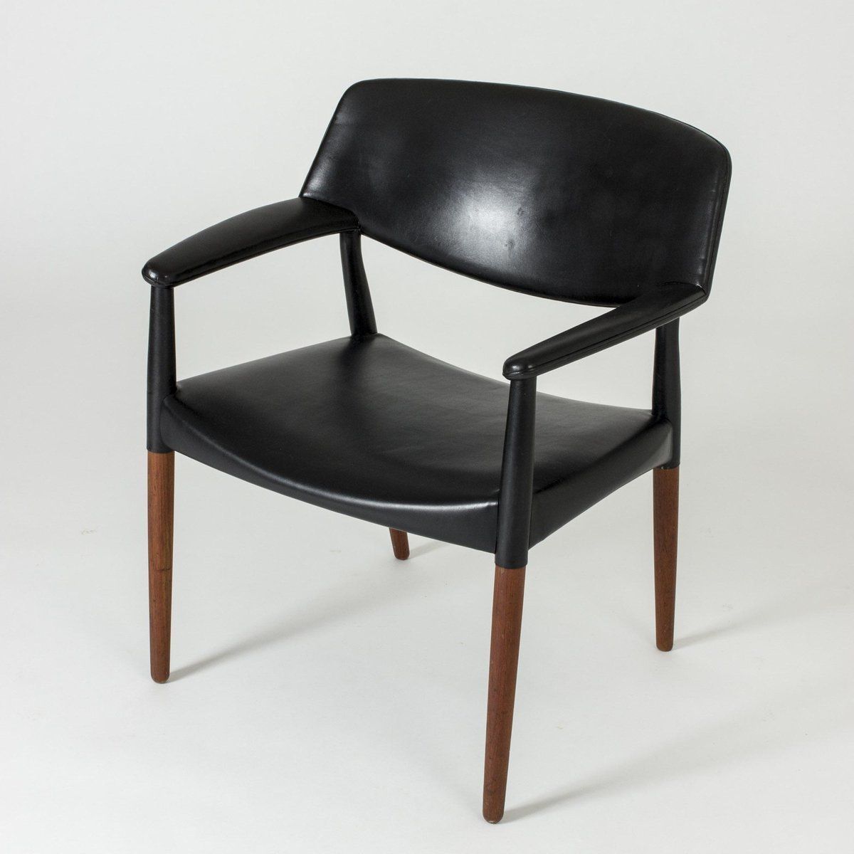 Armchair By Aksel Bender Madsen & Ejner Larsen For Willy Beck photo 4989.0